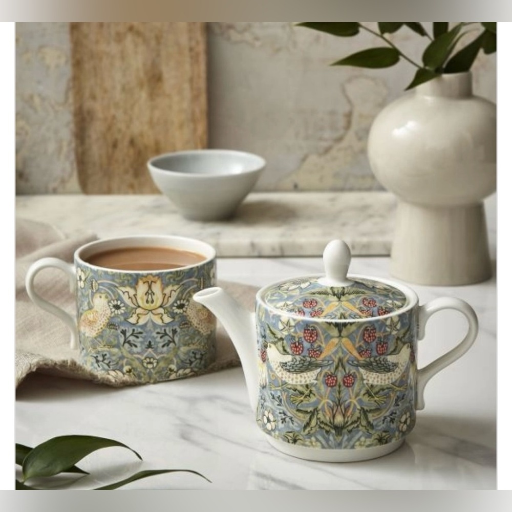 Portmeirion Strawberry Tea For One - Picture 6 of 8